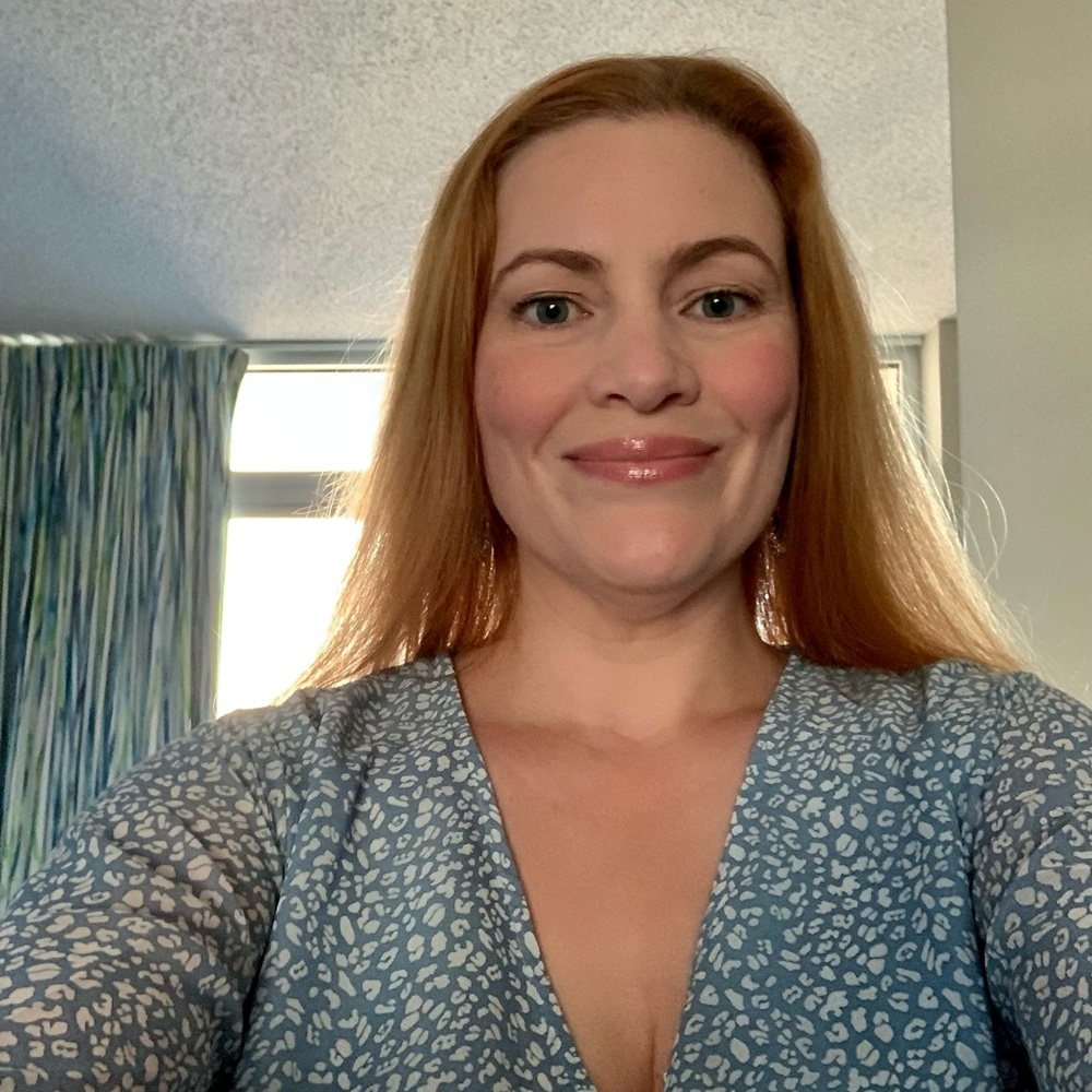 Meet your Posher, Kelly